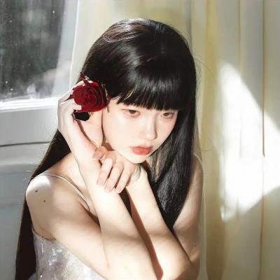 晴时多云 海报